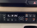 オートエアコンはこまめに温度調節するので、燃料の消費量をより少なくできます。シートヒーター付きなので寒い日も快適です。