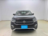 VWは小さな車も、大きな車も、平等です。クラスによって品質や安全性に差を付けない。ボディ剛性と精度、重厚なドアの音はどの車種も共通です。是非一度体感してみて下さい。