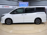 両側パワースライドドア付きだから、狭い駐車スペースなどでの 乗り降りラクラク!小さなお子さまのいるご家庭には嬉しい装備。
