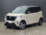 洗練されたフロントフェイスとスタイリッシュな2トーンカラーが目を引く外観。先進感あふれるデザインと扱いやすいコンパクトなボディサイズが魅力です。