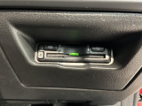 いまや快適なカーライフに欠かせないETCが付いています。