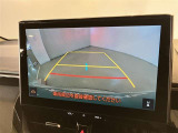 バックギアに入れると、このように後方が映し出されます!最終確認はご自身の目と耳で必ず行ってください!安全第一で!
