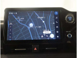 最近の主流ディスプレイオーディオです、スマホと繋いでMAP表示や音楽再生が出来ますよ♪