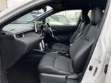 運転しやすい視点を確保したシートポジション。操作しやすい配置のスイッチ類で、快適な運転をサポートします。