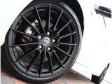 当店ではスポーツグレードや人気車種・上級グレードを主に仕入れ強化しております!中古車でお買い得感あるお車展示中となっておりますのでお客様のご来店、お見積もり依頼お待ちしております。