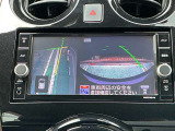 アラウンドビューモニターは車両の死角になりやすい左前のみを映し出すことが可能です。見えずらい場所をカメラで確認していただけるので、安全な駐車の手助けになります!