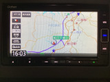 ナビゲーションはフルセグTV、インターナビ対応のGathers純正メモリーナビを搭載しています。Bluetoothオーディオ機能がありますので、スマートフォンなどの音楽も再生できます。