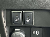 運転席、助手席側シートヒーターで座席ポカポカ!