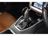 ミツションはストレート型CVTマニュアルモード付になります。CVT車ですがマニュアル感覚で操作ができますので、運転が愉しくなります!