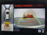 バックガイドモニターを装備しています、車庫入れもラクラクです。パノラミックビューモニターを搭載しています、上からの画像も表示されます。