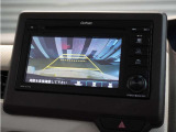 ◆バックカメラ◆リバースにするだけで映ります、後方の安全確認や、狭い駐車場での車庫入れ、雨の日や夜間など視界の悪い時に便利です!安全にバックする為には欠かせない装備です。