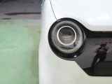 LEDヘッドライトは、点灯の瞬間から光量を発揮し、突然暗くなるトンネルなどでの安定感を高めます。