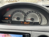 視認性の高いメーター類が、運転に必要な情報を的確に伝えます。走行状況を把握しやすく、安全運転をサポートしますよ。