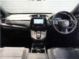 ◆インテリアパネル◆視界広々で非常に運転しやすくロングドライブでも疲れを感じさせないすっきりとまとまったインパネ周りです。