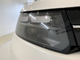 LEDヘッドライトは、点灯の瞬間から最大光量を発揮し、突然暗くなるトンネルなどでの安定感を高めます。