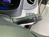 車両情報を確認できるモニター。運転状況を把握しやすく、安全運転をサポートします。様々な情報を表示し、快適なドライブを支援します。