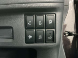 運転席スイッチ部 人気装備の両側オートスライドドア付きで、とっても便利です!!
