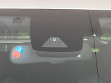【トヨタセーフティセンス】走行中に前方の車両等を認識し、衝突しそうな時は警報とブレーキで衝突回避と被害軽減をアシスト。より安全にドライブをお楽しみいただけます。