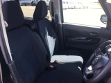 それぞれの分野のプロがお車の悩みや疑問に親身になって対応させていただきます。