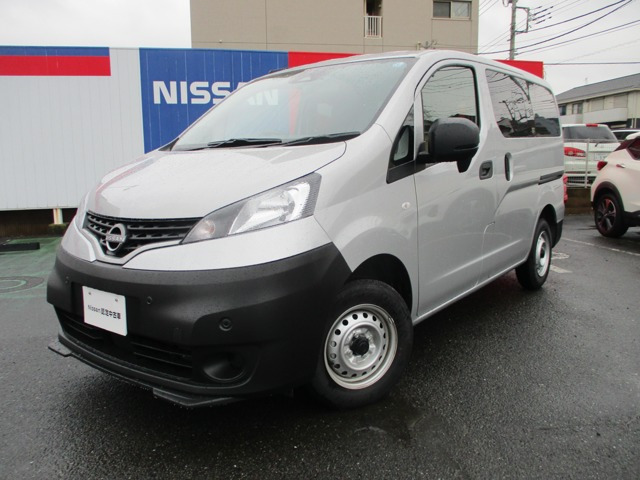 日産 NV200バネットバン 