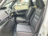 運転席と助手席の乗り換えが楽にできます