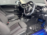 ◆LIBERALAは、輸入車選びの新たなスタイルを提案するインポート・セレクト・ブランドです。オーナー様となる方がクルマから直接感じる感性を第一にした、最良の一台との出会いをコーディネートいたします。