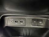 USBポートが付いています。