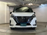 セレナ 1.2 e-POWER ハイウェイスターV 