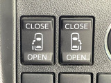 【両側パワースライドドア】スマートキーや運転席のスイッチで後席両側スライドドアの開閉が可能♪電動だから力を入れてドアを開ける必要が無く、小さなお子様でも簡単に開け閉めでき快適です♪
