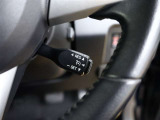 クルーズコントロール付きですので高速道路でアクセルペダルを操作しなくても一定の車速で走行できます