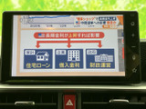 停車中には、TVや映像コンテンツをお楽しみいただけます。長距離移動や待ち時間も快適に過ごせる、嬉しい機能です。