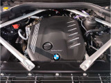 【ご納車前点検】BMW認定中古車は100項目の箇所を徹底的にチェック致します。機械的な箇所や電気系、コンピューターなどをご納車前に点検し、交換基準に達した部品は全て新品に修理返品した後にご納車致します。
