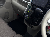 店舗にて現車の確認もいただけますので、お電話で在庫のご確認の上是非ご来店くださいませ!//