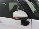 デザイン性だけでなく、ドライバーの巻き込み防止など安全運転をサポート致します!周囲からの視認性にも優れていて安心です!