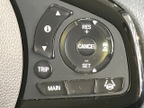 【アダプティブクルーズコントロール】高速道路での長距離走行が楽に!!自動で速度を保つクルーズコントロールが、衝突軽減システムと連携し、前方の車両を感知して車間を保つように速度調節してくれます!!