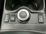 駆動の切り替えも手元で簡単にできます。