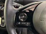 ステアリングにオーディオ操作スイッチが付いています。オーディオ画面に直接タッチしなくても操作が出来ますので、運転に集中できます。