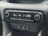 オートエアコン★温度を設定すれば車内を快適に保ってくれます♪