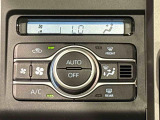 車内空調は&rdquo;AUTOエアコン&rdquo;にお任せ。運転に集中出来ますよ!
