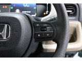 Hondaセンシングの機能のひとつ、アダプティブクルーズコントロール付!アクセルから足を離しても設定したスピードと前車との車間を保ち走行してくれます!車線維持もアシスト☆高速道路で疲労軽減ですね☆