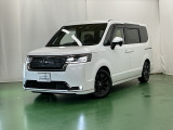 新しいハイブリッドシステムe:HEVは市街地走行では電気自動車に近いハイブリッドシステムでモーターが主役で走行します。充電の為にエンジンが始動しても優れた遮音性能で車内はとても静かで快適です