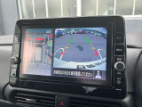 全周囲モニター付です。駐車時に確認できて難しい駐車も安心です!