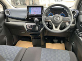 納車から1ヶ月を目安に無料点検を受けていただけます。(最寄りの日産のお店でも可能です)