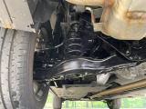 お車を安心してお乗りいただく為には、足回りの定期点検が欠かせません。サービスサポート(有償保証)では無料点検もご提供しており、安心のカーライフをお過ごしいただけるサポート体制が整っています。