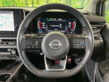 【純正革巻きステアリング】上質な革を使用することで、手にしっかり馴染みとても運転しやすいハンドルです♪