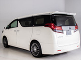 ★展示前点検実施★特殊な機材も用いて、全車点検を実施しております!