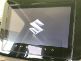 【純正9型ナビ】人気の純正ナビを装備しております。ナビの使いやすさはもちろん、オーディオ機能も充実!キャンプや旅行はもちろん、通勤や買い物など普段のドライブも楽しくなるはず♪