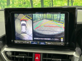 【パノラミックビューモニター】専用のカメラにより、上から見下ろしたような視点で360度クルマの周囲を確認することができます☆死角部分も確認しやすく、狭い場所での切り返しや駐車もスムーズに行えます。