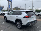 ご納車前にはエンジンオイル・オイルエレメント等を交換して、トヨタディーラーのエンジニアがしっかりと整備を致します。交換部品などに付いては、スタッフまでお尋ねください。