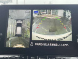 アラウンドビューモニター付きで車庫入れも楽々!